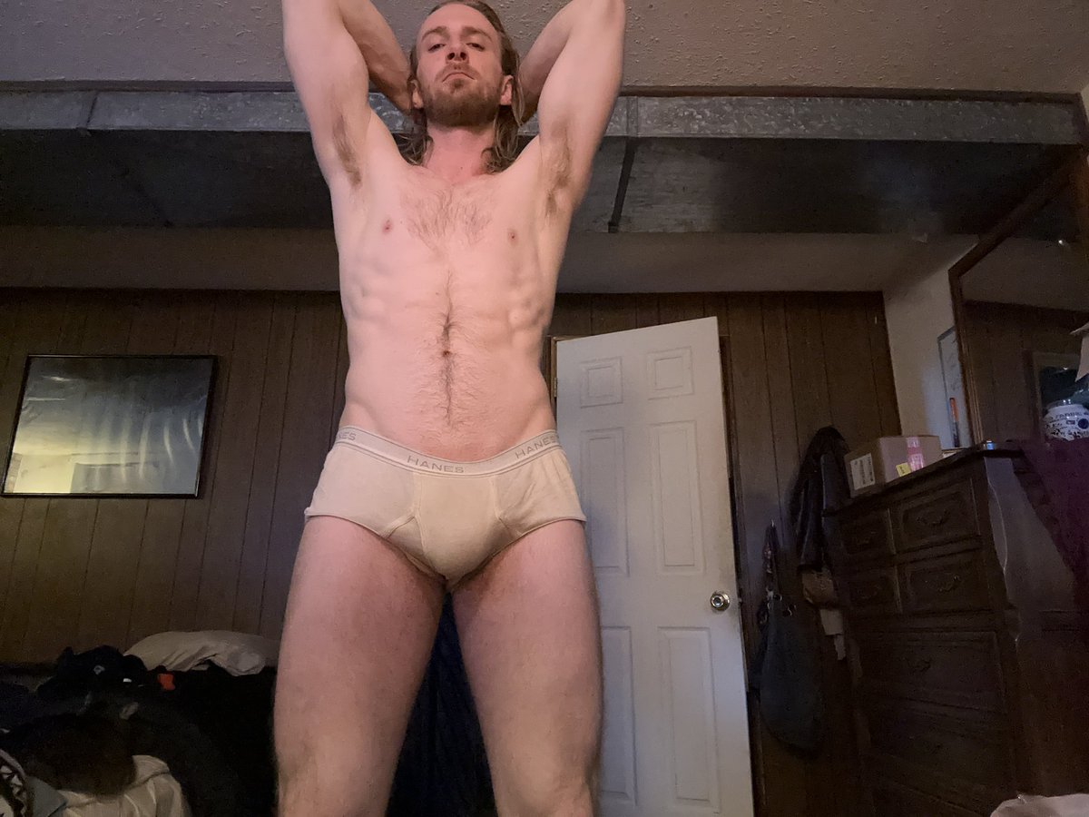 hunter_nordic's tweet photo. Pumped and stretched in cum stained skivvies 

#ballstretchers #briefs #mensunderwear #tightywhities https://t.co/UXiunY7Wyp