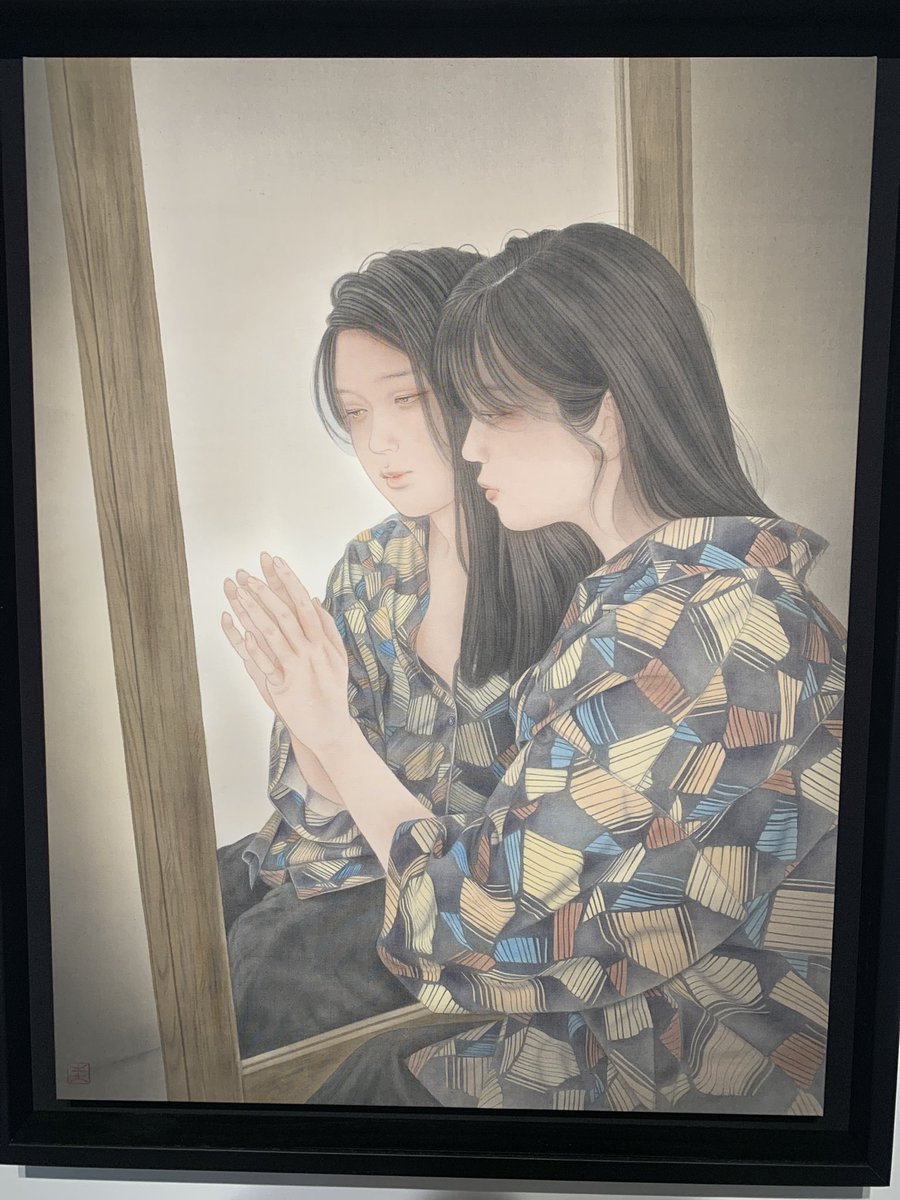 asukachanp's tweet photo. やちだけい個展『鈍色にゆれる』
REIJINSHA GALLERY

独特な陰の有る顔に魅力を感じる素敵な絵
何を思っているのか…考えているのか…その陰によって深く考えてしまう
当然ですが原画じゃないと分からなく個展は、色んな感情をたくさん感じ取れる贅沢な空間なので特に足を運んでしまう✨

@YachidaK https://t.co/lL9WX6OcXZ