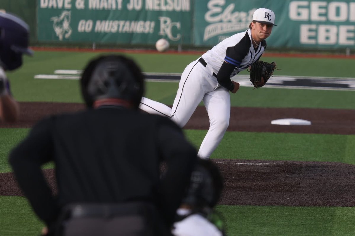 LukeLee08_RC's tweet photo. Freshman Season:

Varsity Record: 23-5; NCKL Co-Champs; Regional Champs

IP: 36.1
Wins: 5
Losses: 2
Saves: 1
K’s: 34
BB: 11
ERA: 2.697
S%: 65.12

It’s easy to pitch with this defense! https://t.co/KvdST28WqE