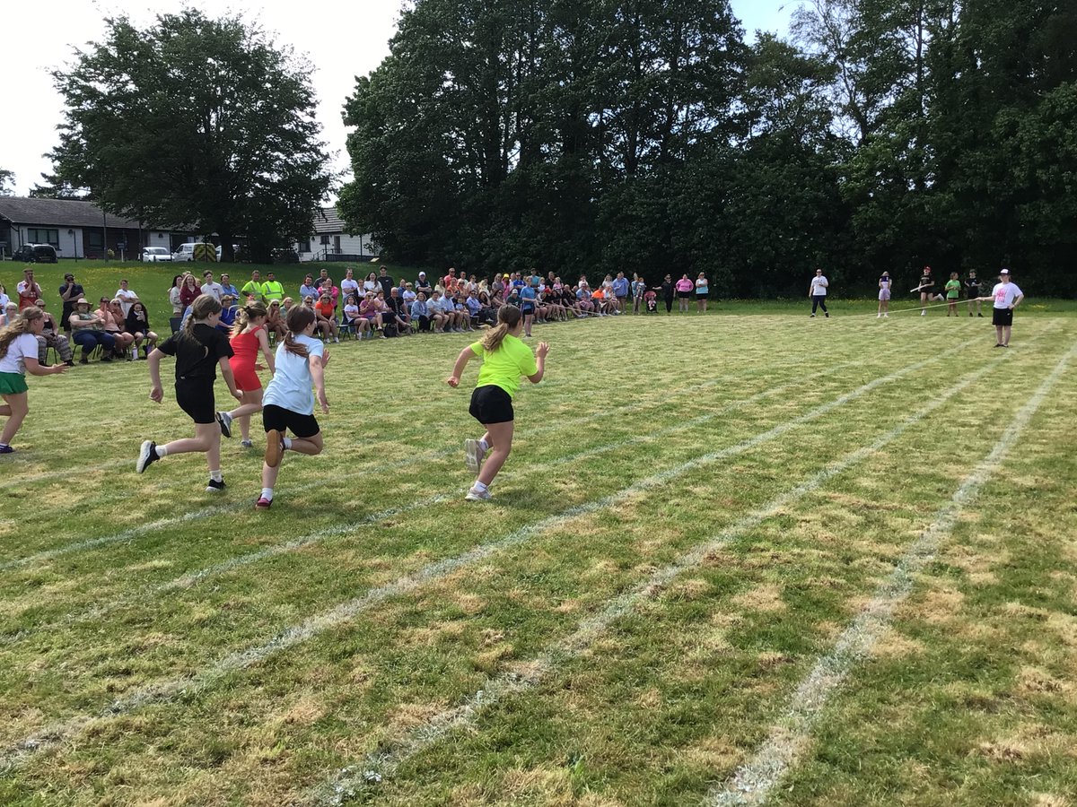 SpringsidePS's tweet photo. Some action shots from Wednesday's Sports Afternoon. Great fun had by all! https://t.co/Jvs1aQqpZf