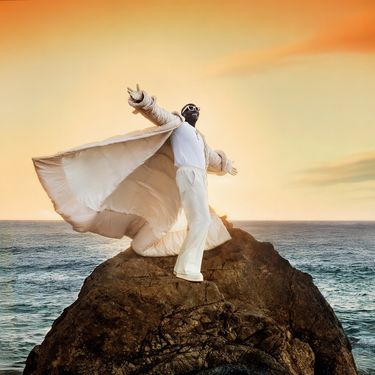 linkup_network's tweet photo. Akon’s ‘Beautiful Day’ Tries to Recapture the Magic—But Sounds Lost in Time

@akon 

Visit bio https://t.co/jdX9rRl357

#music #blogpost #bloggers #akon https://t.co/6IDAKr2xxi