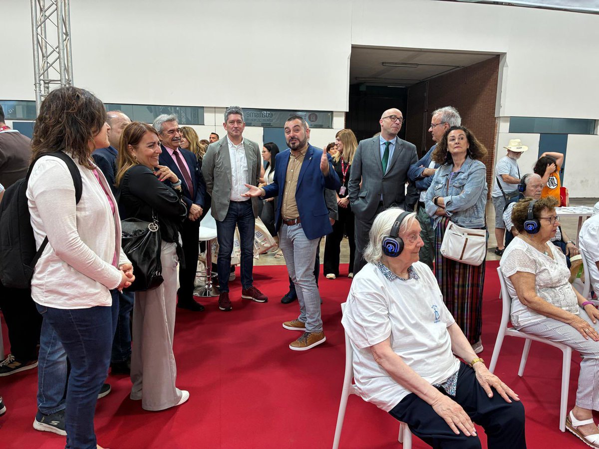 socialdiba's tweet photo. 🔚 Ens acomiadem d’aquesta edició de @FiraGran després de tres dies plens d’activitat i participació.

Gràcies a tothom qui ens heu acompanyat 💙

#SocialDiba #FiraGran2026 https://t.co/NwK8goQJnS