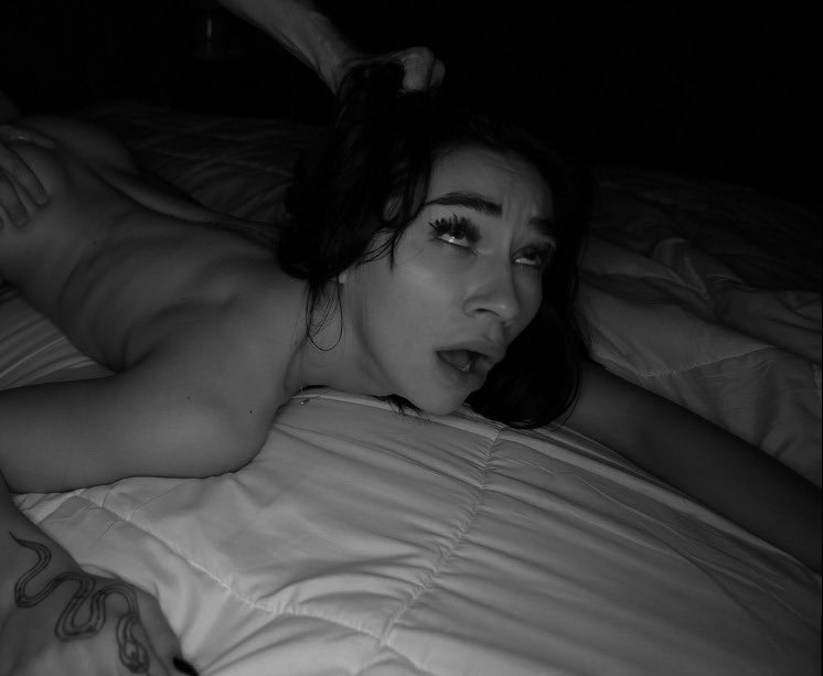 savage_dominant's tweet photo. Make her eyes roll back https://t.co/MCTwVxUkRf