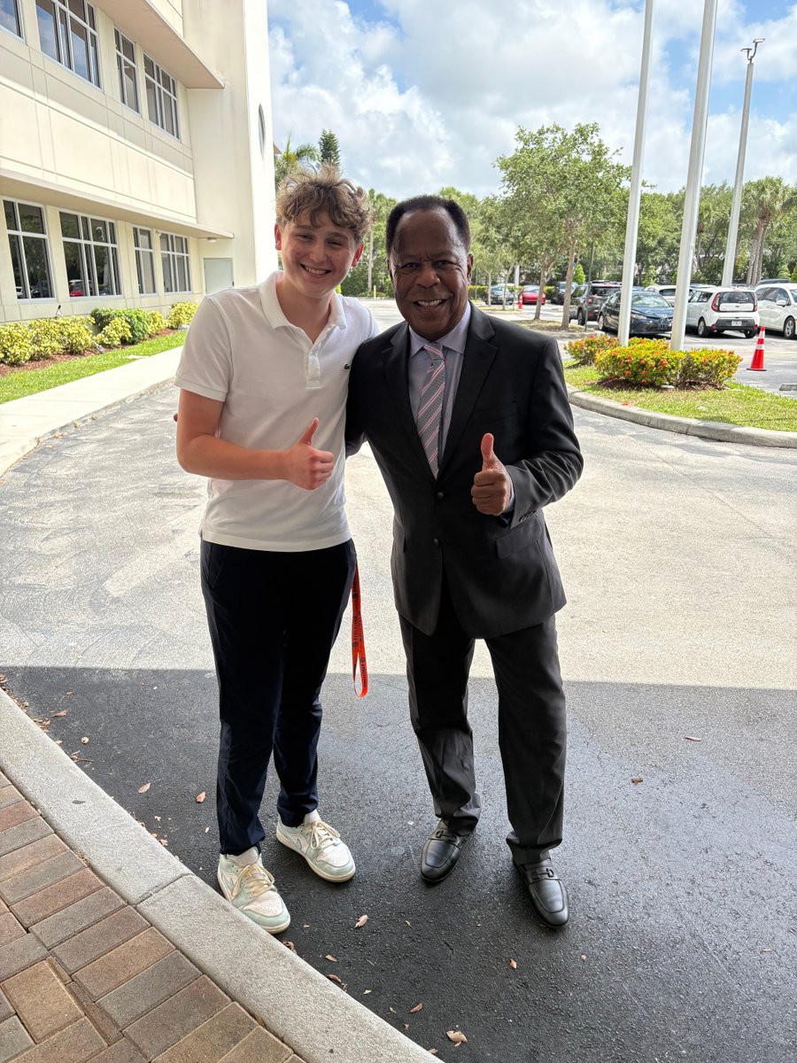 LeoTerrell tweet media