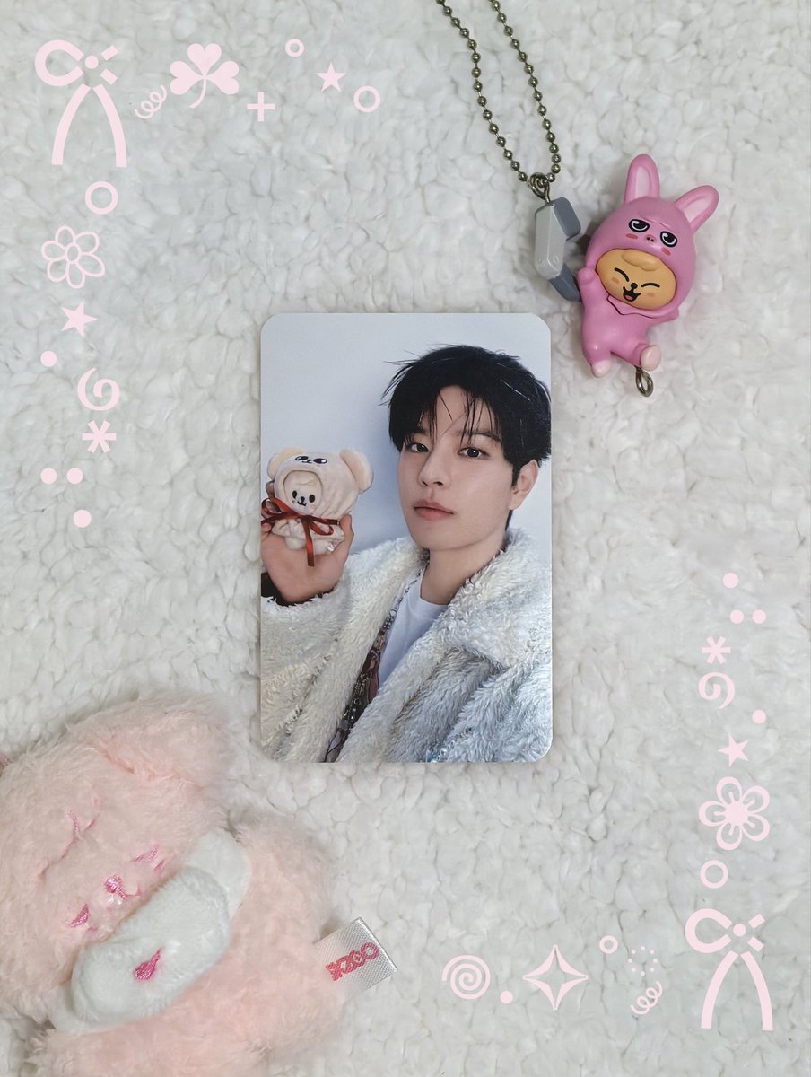 rukimitries's tweet photo. This package definitely made me smile. 🥹 Fluffy Seungmin PuppyM pc (that I've never seen before tbh) + several freebies that I know I'll use! Huhu thank you for these, @rachakkun ! What a great way to end this busy workweek! 🙏✨

#rachakkun_feedbacks
#RukimiTriesToCollect https://t.co/kgGZib7C0D