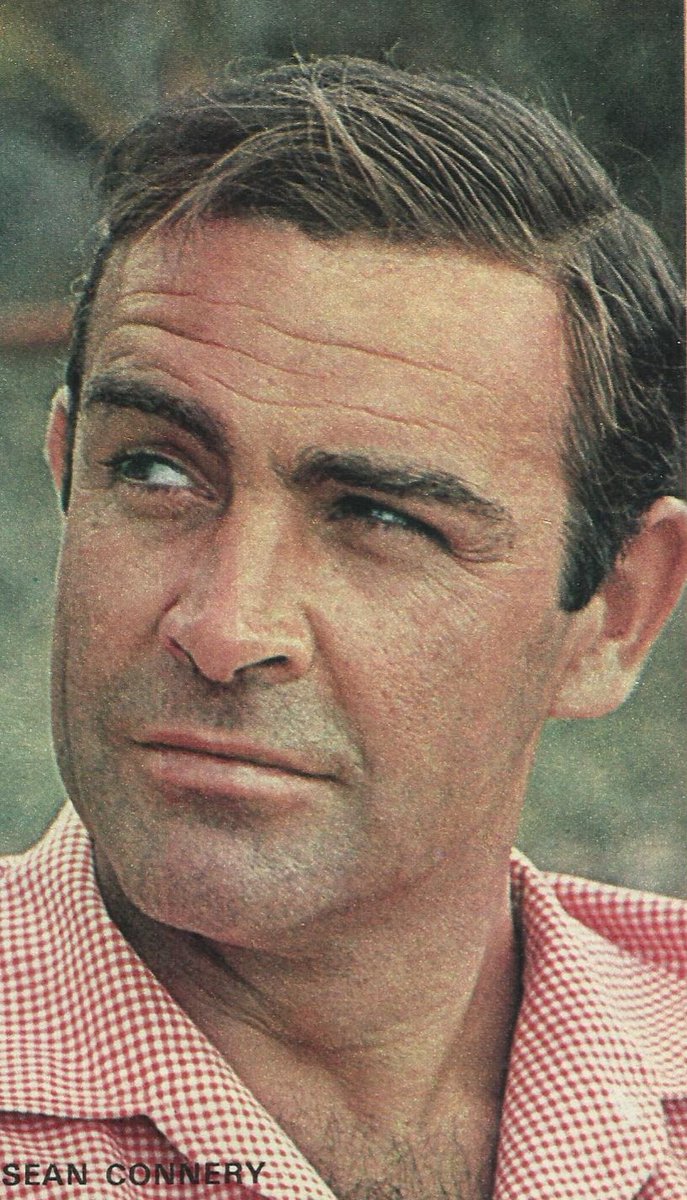 PrintFilm's tweet photo. Sean Connery.
Photoplay December 1966. https://t.co/Q2trrItzNv