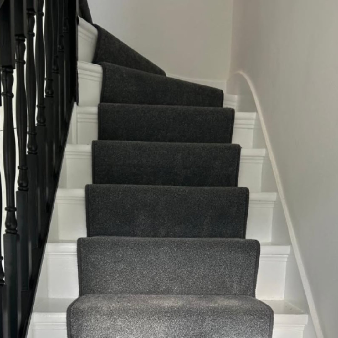 FurlongFlooring's tweet photo. Embracing those Midnight Bark vibes🌲
Warm tones, soft texture. Creating a perfect space starts from the ground up. 

#InteriorStyle #HomeInspo #CosyLiving #CarpetGoals https://t.co/lj3jmm9TUa