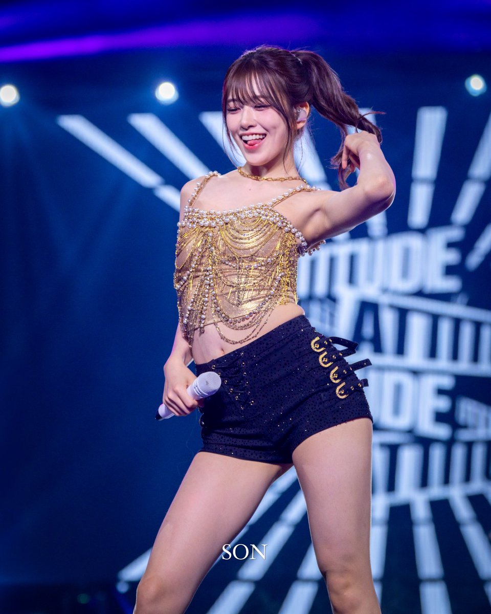 DIVEINTO_SON121's tweet photo. 20260523
IVE WORLD TOUR
<SHOW WHAT I AM > 
in Macau 🇲🇴 DAY 1

#アイヴ #IVE

#SHOW_WHAT_I_AM

#YUJIN #ANYUJIN
#안유진 #그

행복한 강아지🐶😝🥰 https://t.co/Wy8VH1NIpH