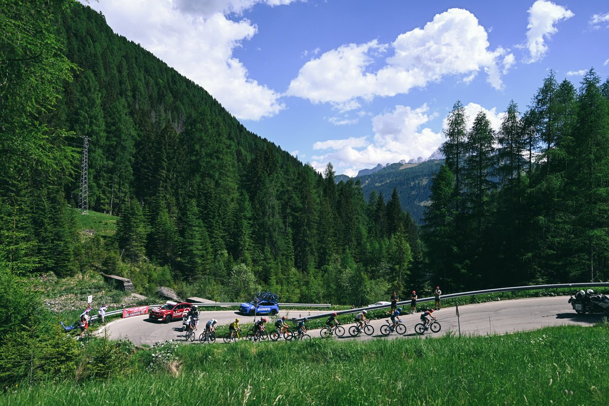 giroditalia's tweet photo. 𝑪𝒚𝒄𝒍𝒊𝒏𝒈 𝒂𝒏𝒅 𝒎𝒐𝒖𝒏𝒕𝒂𝒊𝒏𝒔: 𝒂 𝒗𝒊𝒔𝒄𝒆𝒓𝒂𝒍 𝒂𝒏𝒅 𝒖𝒏𝒃𝒓𝒆𝒂𝒌𝒂𝒃𝒍𝒆 𝒃𝒐𝒏𝒅 ❤️

𝑩𝒊𝒄𝒊𝒄𝒍𝒆𝒕𝒕𝒂 𝒆 𝒎𝒐𝒏𝒕𝒂𝒈𝒏𝒂: 𝒖𝒏 𝒍𝒆𝒈𝒂𝒎𝒆 𝒗𝒊𝒔𝒄𝒆𝒓𝒂𝒍𝒆 𝒆𝒅 𝒊𝒏𝒅𝒊𝒔𝒔𝒐𝒍𝒖𝒃𝒊𝒍𝒆 ❤️

📸 MirrorMedia | LaPresse

#GirodItalia | @TurismoVeneto | @VeniceMountains