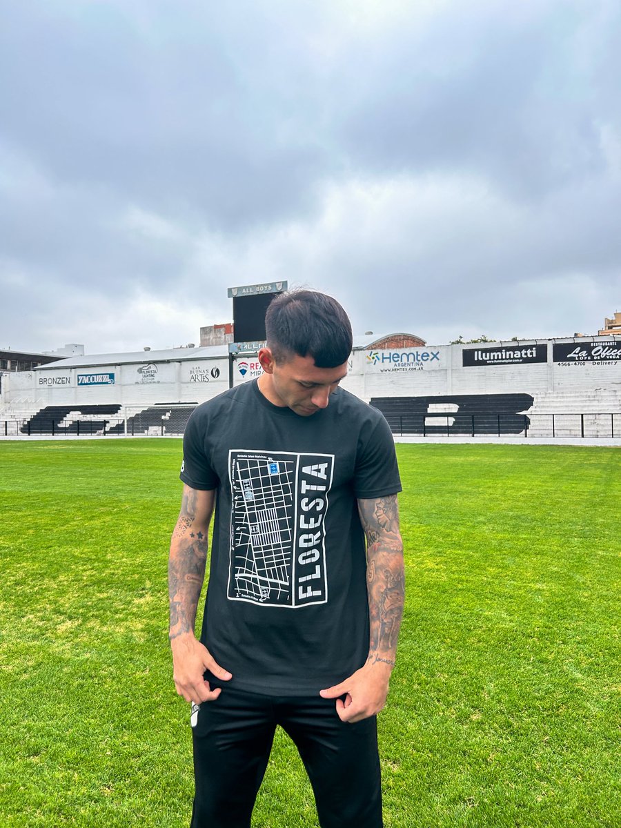 AlboShop's tweet photo. El Rocca para All Boys 🤍🖤

Nuevas remeras disponibles en Alboshop. https://t.co/6EmJRbTUrs