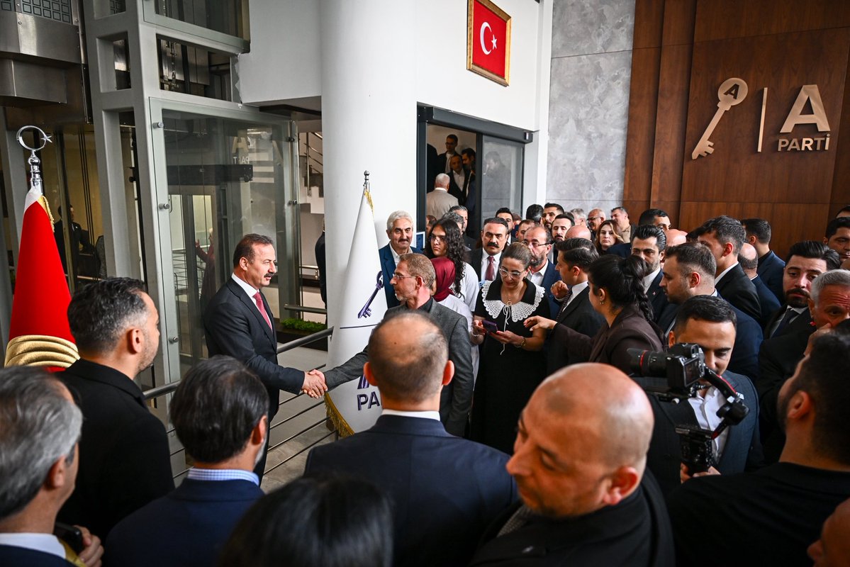 Yavuz Ağıralioğlu tweet media