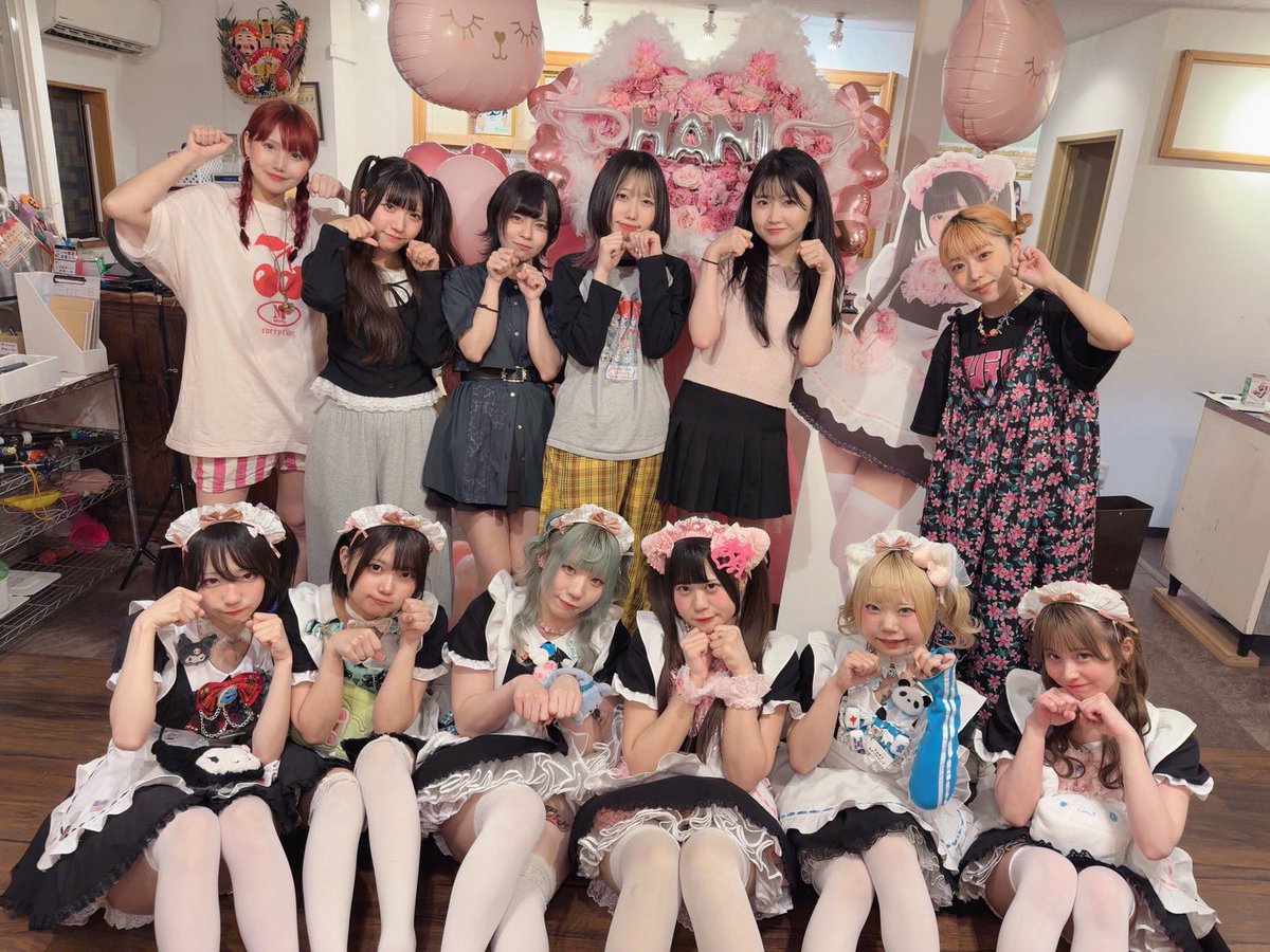 maplemomoka's tweet photo. はにちゃんが卒業してしもた、、、😭
はにが研修中の時に
あの子めっちゃよい！！絶対落とさないで！！お気に入り！！
とリーダー達に言うたら
好みなだけやろ！と反感食らってそれ以降好みの子がきても言わないようになりました😇
3年も働いてくれたしやっぱ私の感とセンスは間違いなかったな🥰 https://t.co/FqWKCBkyK5