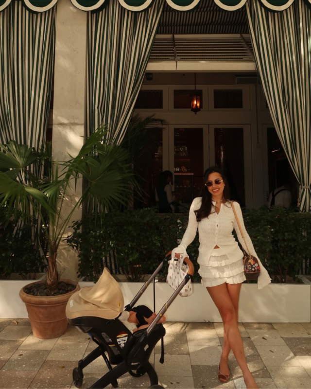 doonausa's tweet photo. Out &amp; about in the best kind of weather.

@biancalynnolson https://t.co/OEnVIXHoyt