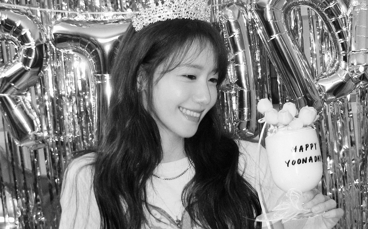 bumbbleyn's tweet photo. happy birthday my dearest yoona, may you always be surrounded by beautiful things and good people. ily 🎂🤍

#위시투윤아 #WishToYoonA https://t.co/37s40zd3vg