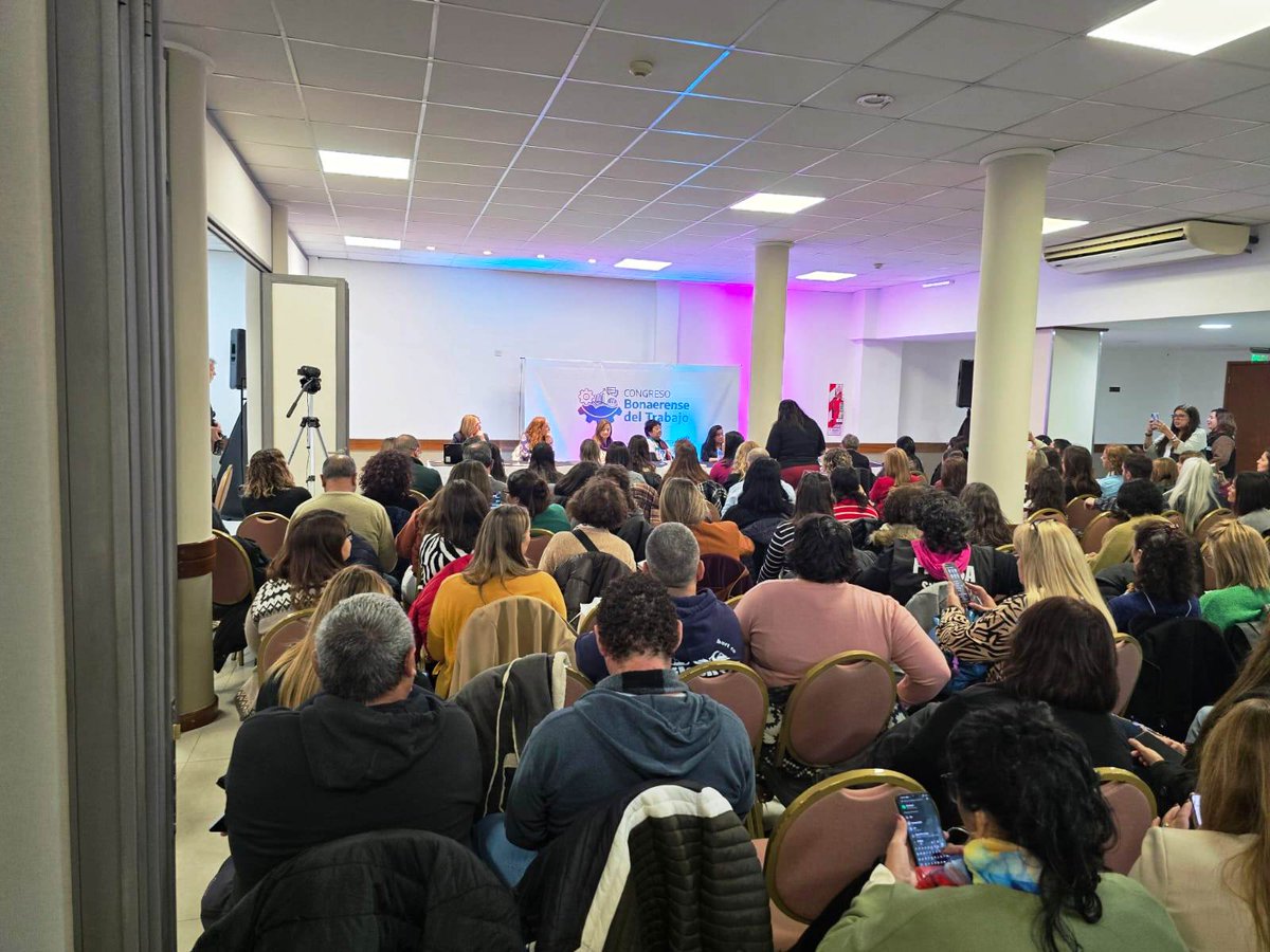 LaFEB's tweet photo. 👉 La FEB participó ayer y hoy del Congreso Bonaerense del Trabajo, realizado en la ciudad de Mar del Plata.
(sigue 👇) https://t.co/ziNl6EniDj