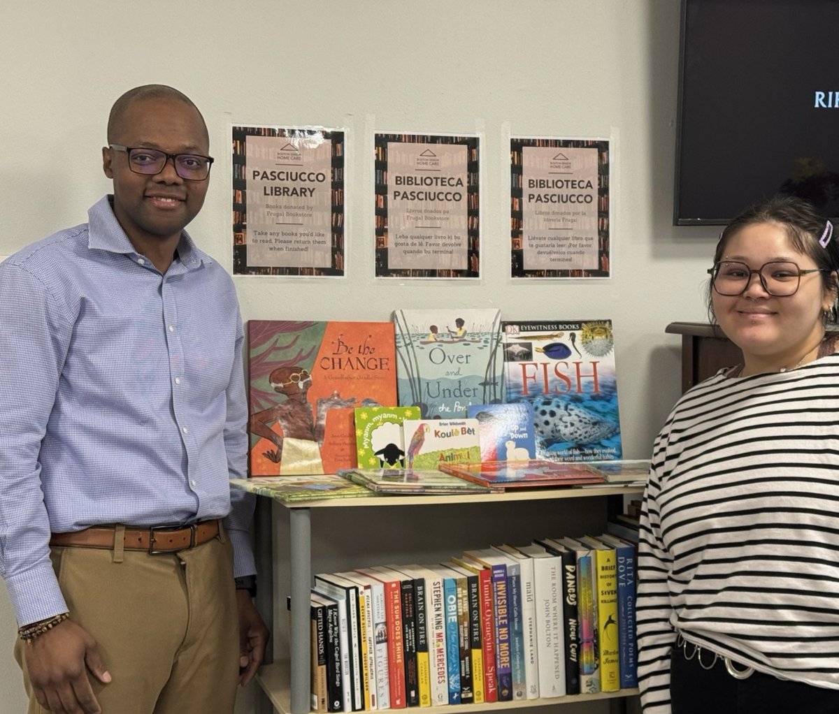 BSHC's tweet photo. To close out #OlderAmericansMonth, we're proud to share the story of how our team worked together with @FrugalBookstore to establish a library at @BHA_Boston's Pasciucco Apartments: https://t.co/8LZoLh5hMD

#SupportiveHousing #ReadingforSeniors #SeniorReading https://t.co/nnMl68pCdS