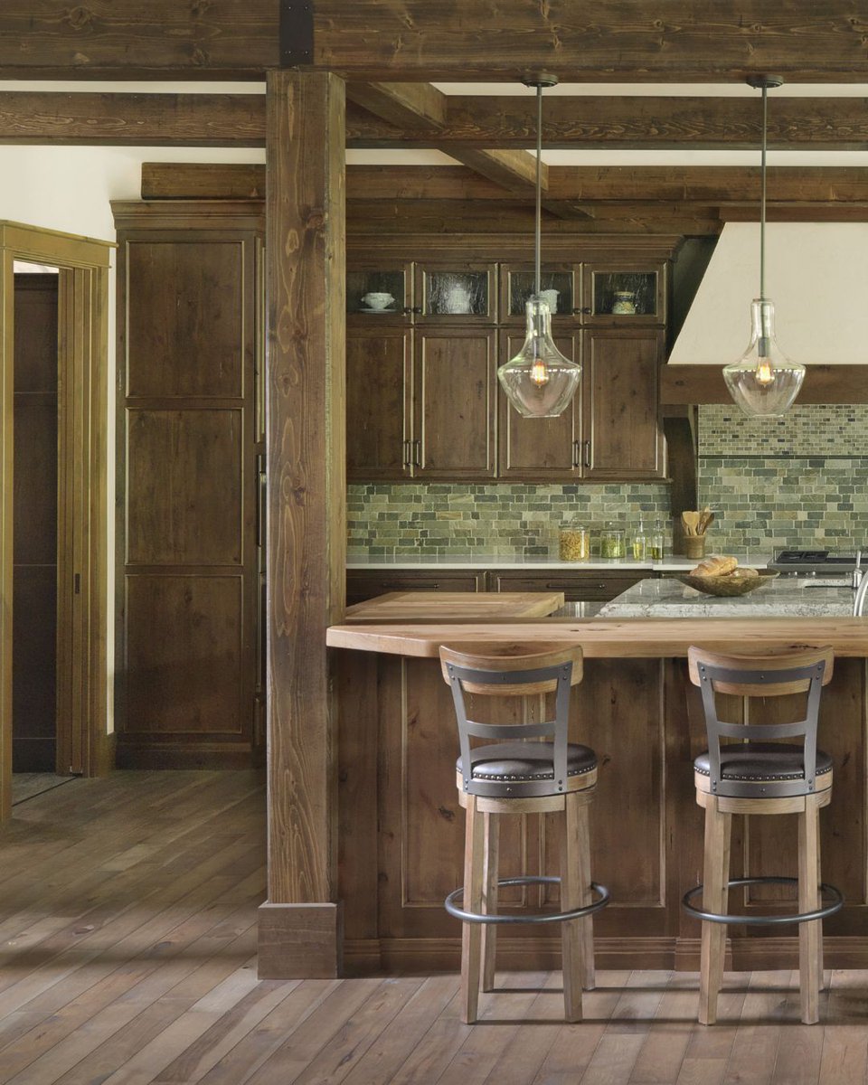 MitchellWallAD's tweet photo. A kitchen designed for more than just cooking. ➡️

Because it’s never just cooking. It’s gathering, multitasking, and living in the middle of it all. This space was built to handle it gracefully.

#KitchenDesign #MitchellWallArchitecture #EntertainingSpaces #KitchenInspo https://t.co/rjHAFhQiTT
