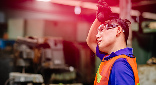 BelConBuilds's tweet photo. ☀️ Hotter days are coming, and heat stress can sneak up fast. Stay safe this summer by hydrating, dressing smart, taking breaks, and knowing the warning signs. 🌡️💧 Protect yourself and your team, and enjoy the season safely! #WorkplaceSafety #StayCool https://t.co/knFsdOTFh8 https://t.co/gZuKlCcLEL
