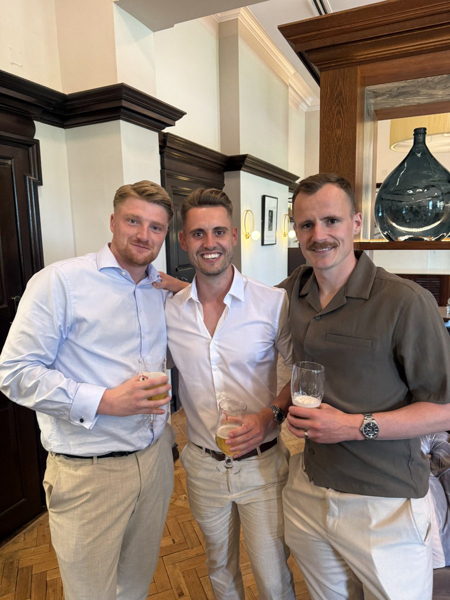 BaileyRodghpim's tweet photo. Lovely day celebrating my brothers wedding 
#gtfc https://t.co/Se9XRfWuhC