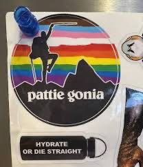 alereta's tweet photo. @guava_guevara @Drag_Crave @pattiegonia @patagonia https://t.co/6nDONVjKhA