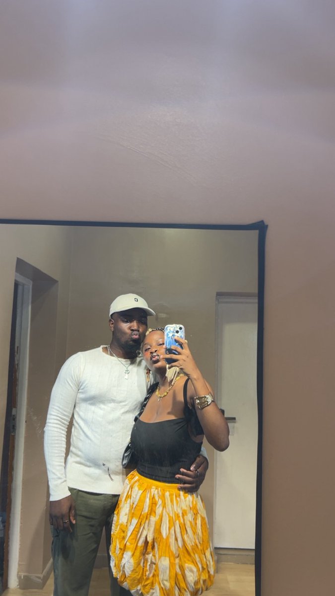 Zoyablooms's tweet photo. Another year celebrating my baby’s birthday. The love of my life who I have loved through several seasons, and who I will love through all the seasons he will exist💛

Happy birthday to me too🙂‍↕️ https://t.co/2Q0nHtw1bO