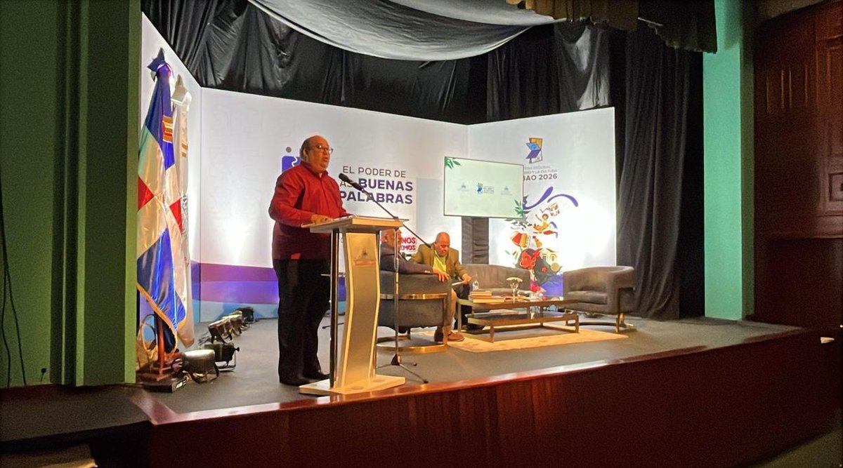 centrofaces's tweet photo. En el marco de la Feria Regional del Libro y la celebración del Día del Libro, nuestro director ejecutivo, Luis Córdova, se unió a la emblemática lectura de El Quijote. Un espacio para conectar con los grandes clásicos.

¡La cultura se vive y se comparte!

#DiaDelLibro #FACES https://t.co/v8kzCE3nQe