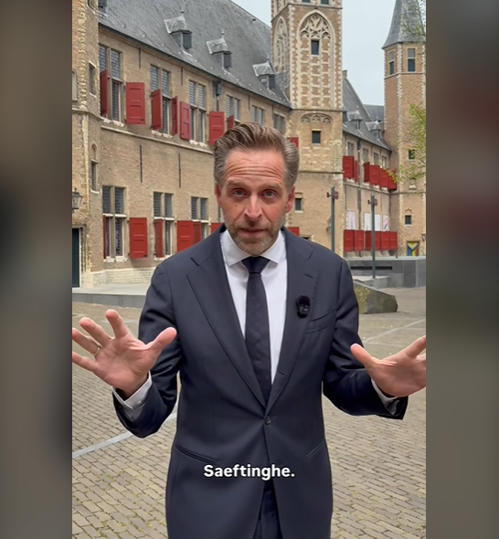 Samuel tweet media