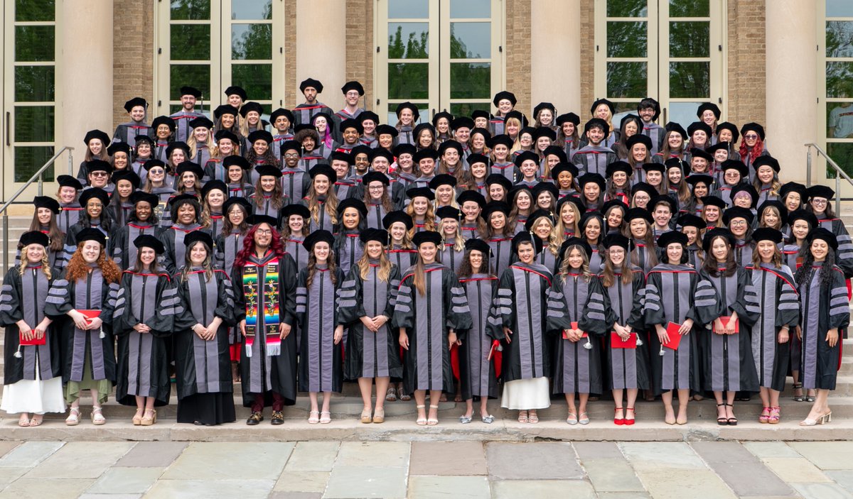 cornellvet's tweet photo. Congratulations to the Cornell Veterinary DVM Class of 2026! 

Welcome to the alumni family, Dr.s! ❤️🐻

Read more: https://t.co/yKTZjDVrQG

#Classof2026 #HoodingCeremony #VeterinaryMedicine 

📸: Carol Jennings https://t.co/hPO6I4ae7g