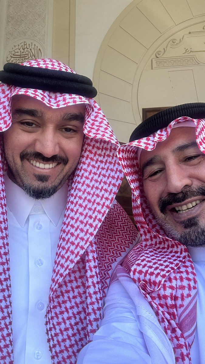 msaaid_'s tweet photo. تشرفت بلقاء صاحب السمو الملكي الأمير عبدالعزيز بن تركي الفيصل، رجل الحضور والطموح، وعرّاب الرياضة السعودية الحديثة 🇸🇦⚽️💚 https://t.co/S6f6HDcRCk