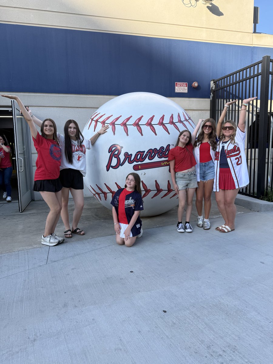 SEMSTigersROAR's tweet photo. Our 8th graders had an unforgettable field trip filled with fun, learning, and adventure! Students visited World of Coca‑Cola, explored amazing marine life at Georgia Aquarium, cheered on the Atlanta Braves at a game at Truist Park &amp; wrapped up a trip to Six Flags Over Georgia. https://t.co/7zPC1OiOkl
