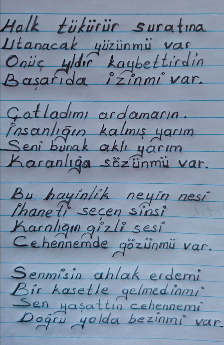 Spartac15878197's tweet photo. 13 yıl 5 ay CHP genel başkanlığı yaptı, hiçbir başarı gösteremedi. Erdoğan'ın en çok istediği ve sevdiği tipte muhalefet lideriydi.
#butlankemal #hainkemal #chp #sarayoyunları #ihanetinbedeli #HAİNKILIÇDAROĞLU #yoldüşkünükemal #kriptokemal https://t.co/aDiFRkBMcM