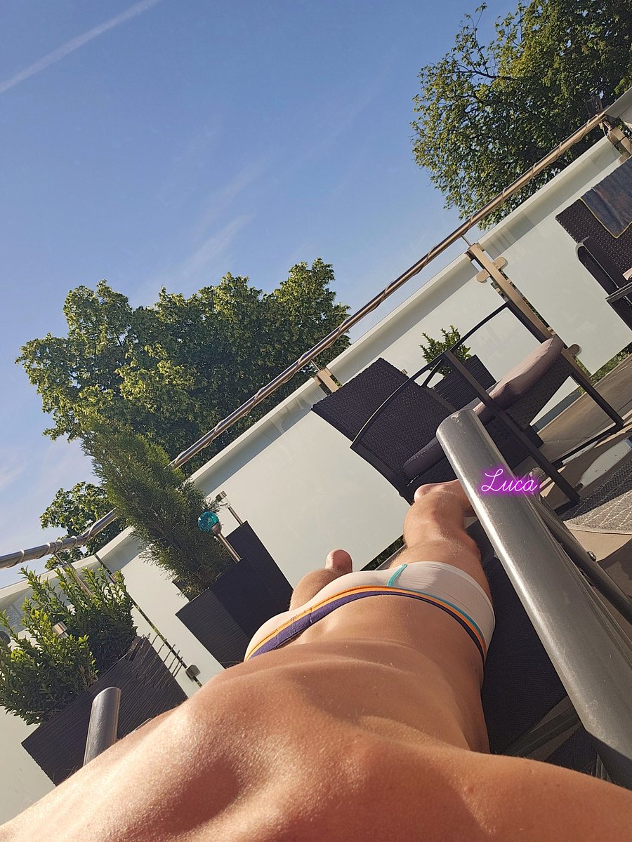 Lucadevil3's tweet photo. Abend ausklingen lassen 😋😋😋😋New Boxershort. https://t.co/YIfMd1IjLv
