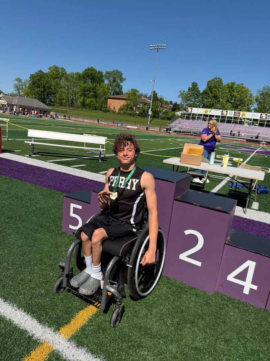 PerryTrackXC's tweet photo. After one day of Regional competitions Perry already has these State Qualifiers

Ahsha DiPietro - Seated Shot Put 
Christopher Good - Seated Shot Put 
Liston Seibert - Pole Vault 
Evan Laubacher - Long Jump 
4x800 relay - Connor McCann, Noah Dostal, Jayden Wilson, Justus Detter https://t.co/Yq9F4LUwdL