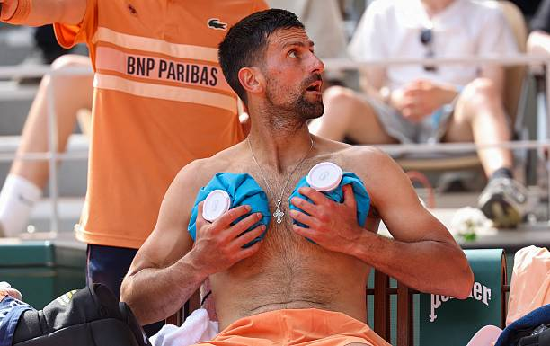 travel__Sports's tweet photo. 👙 😅😂

@DjokerNole  💦🧊 https://t.co/KFhtz0vGCE