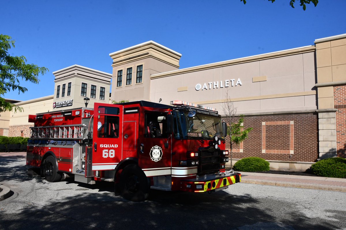 UPTDFES's tweet photo. At 8:03 a.m. Friday, Squad 68 (C Platoon) was dispatched to the 100 block of Market St in the Providence Town Center for a reported gas odor/leak inside a commercial building. A fog/haze was also reported inside, prompting the incident to be upgraded to a building fire response. https://t.co/pfhg9zeLNA