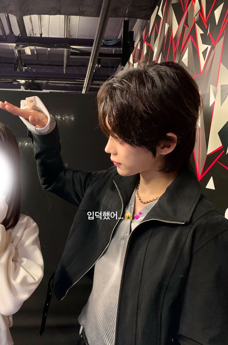 with__you0's tweet photo. 놀러 왔어요😽 https://t.co/61DQqTy4gL