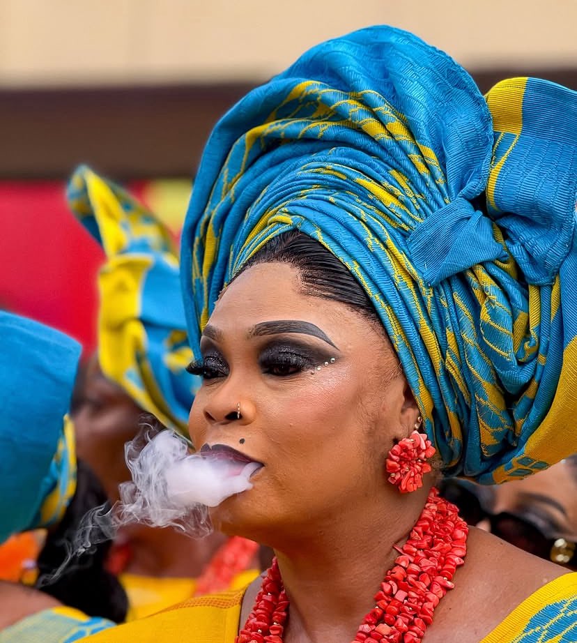 bussie_sofly's tweet photo. Elegance with a touch of drama.
📸 icy_nationn

#ojudeoba2026 #ojudeoba26 https://t.co/jzbaB4h3UT