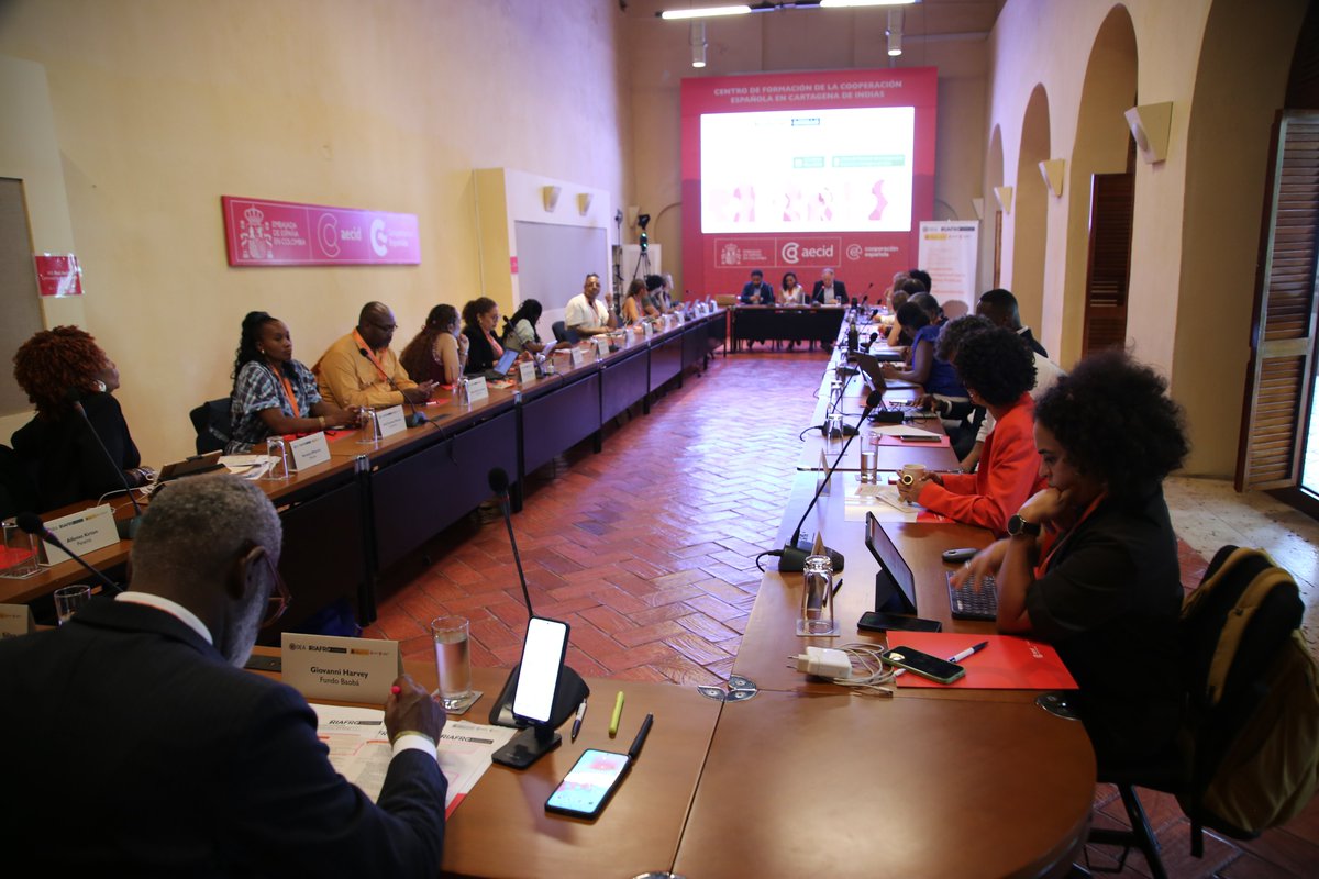 AuciUruguay's tweet photo. La coordinadora de #AUCI, María Delgado participa, en el @CFCECartagena, del taller regional sobre recaudación de Recursos y Cooperación Internacional para Políticas Públicas dirigidas a Afrodescendientes, en el marco de la #RIAFRO. https://t.co/AaFBLrmpZs