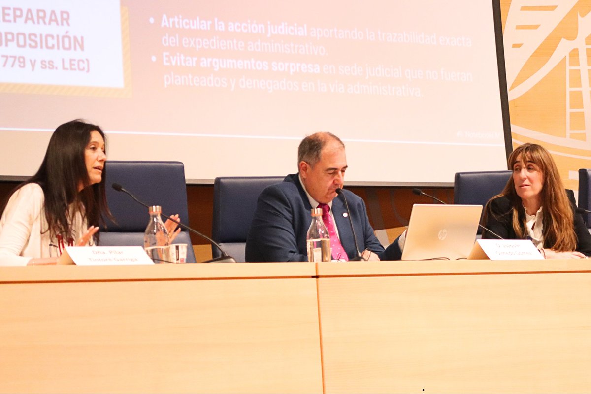 AeafaAbogados's tweet photo. 🗣️@olmedoabogado: A diferencia de otros países europeos, donde la retirada de un menor la determina un juez, en España la Administración actúa como juez y parte. El control judicial se realiza a posteriori: genera situaciones de grave indefensión. Presenta, @NSologaistua. Modera @PilarTintore.