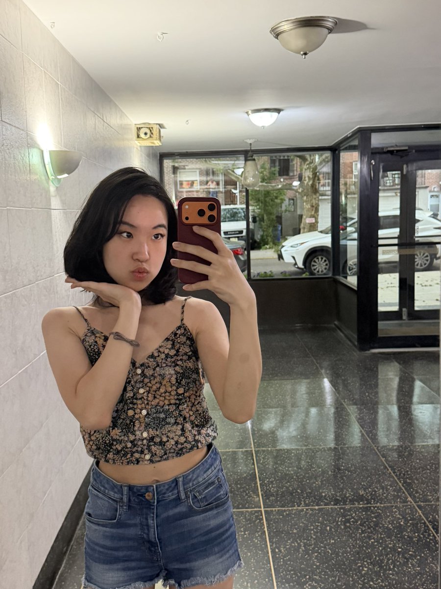 addie 🥛 tweet media