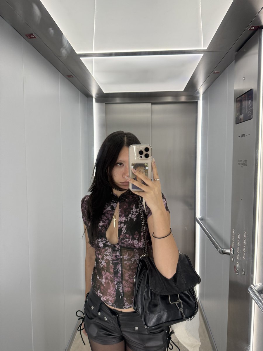 elli 🪽₊˚⊹ tweet media