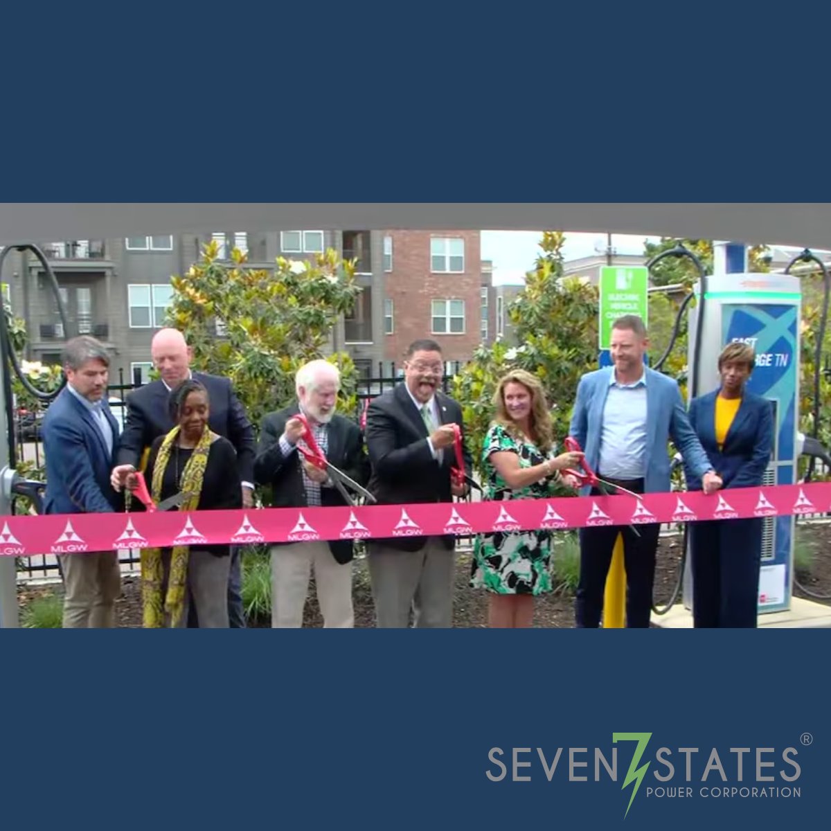 7StatesPower's tweet photo. This week, our own @BetseyMcCall5 was in Memphis for the ribbon cutting at Orleans Station, unveiling two new DC Fast EV Chargers to keep drivers moving and communities connected. Thank you to our partners at @MLGW  and #TDEC for working with us to bring this vision to life. https://t.co/tfUofRW0nZ