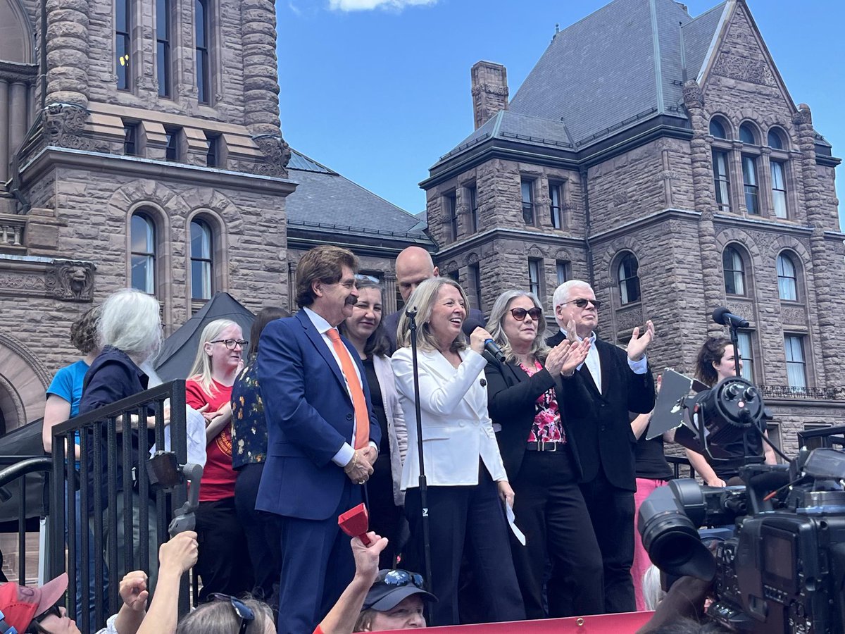 osbcucscso's tweet photo. Yesterday, OSBCU joined the rally to protect public healthcare. Privatization is a choice — and it’s the wrong one. Public money belongs in public services. No one should ever have to go into debt to get the care they need. #cupeon2026 #ONpoli https://t.co/ykCXbl4yga