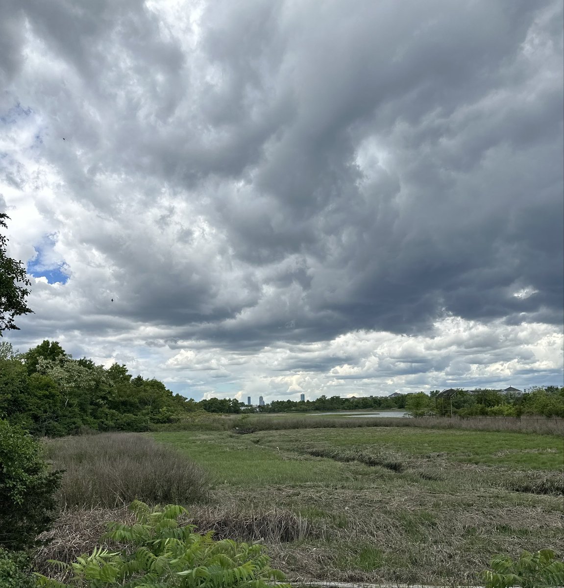 scrane64's tweet photo. @SWrights975 Here’s a view from Quincy - Near Quincy Shore Drive / Neponset River with Skyline 🏙️ in the far distance 😎 https://t.co/Ce4IzRMRNG