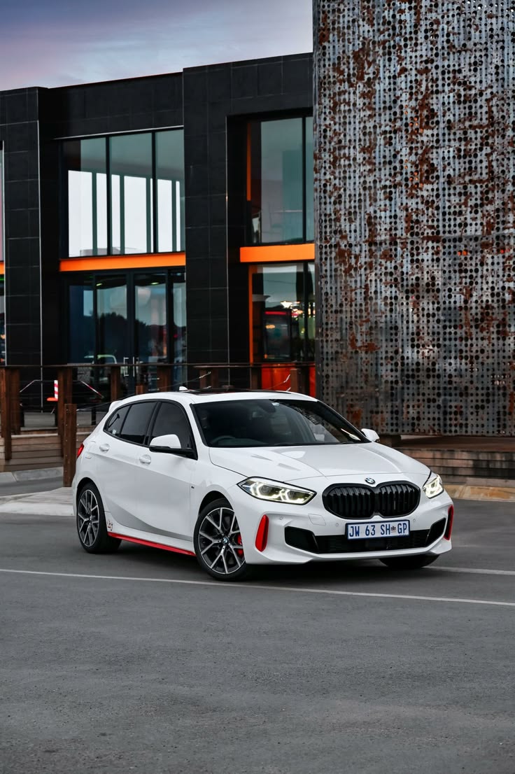 ///M-Bouy💙❤️ tweet media