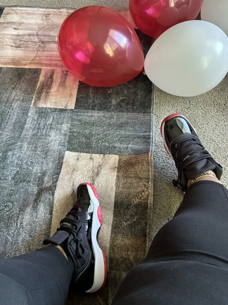 Kurvez4Dayz313's tweet photo. I worked from home today so I played it calm.. #kickCam https://t.co/J0O0NxuvnY