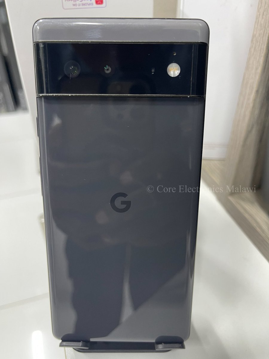 CoreMalawi's tweet photo. Buy Google Pixel 6 Normal | 8GB RAM | 128GB internal Storage | 4614mAh Battery | 50MP Rear / 12MP Front Camera | 6.4” AMOLED, 90Hz, HDR10+ Display | Type-C | Laser AF, Dual-LED flash | Going at K869,000.00 | Contact: ￼0995 47 01 74
#coreelectronicsmalawi #googlepixel6 https://t.co/J4YXPa18Jn