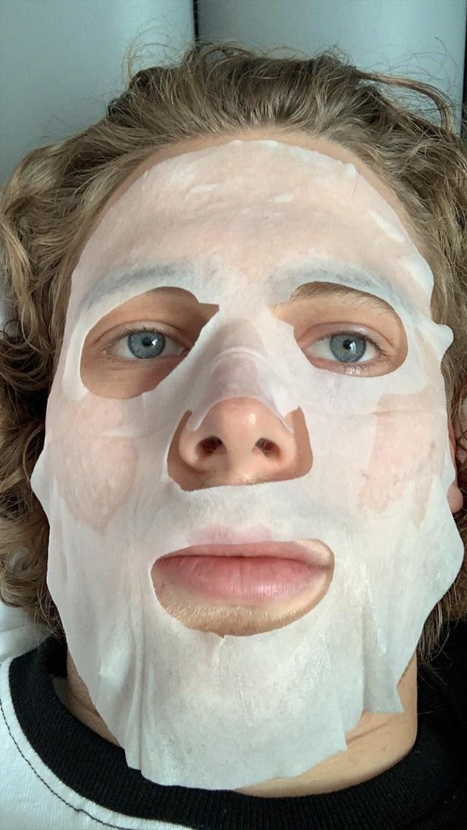 Luke Source tweet media