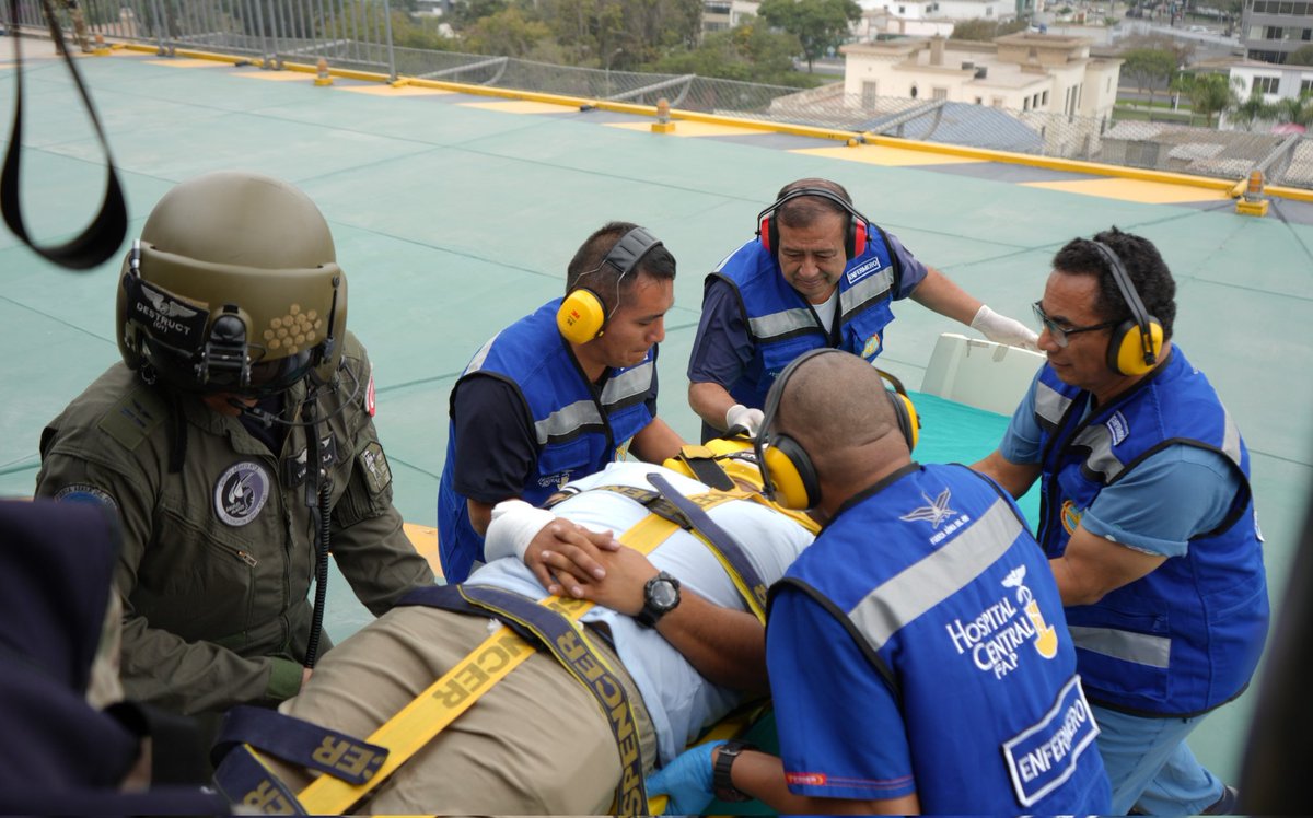 Fuerza Aérea del Perú tweet media