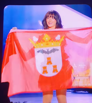 AITANA DAILY 🦋 tweet media